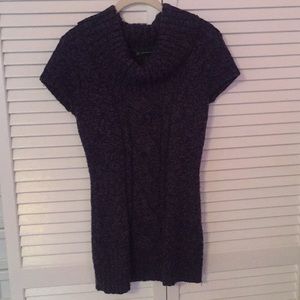 Comfy blue INC short sleeves sweater